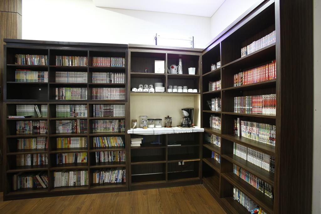 Reddoorz @ Menteng Джакарта Экстерьер фото